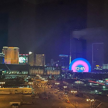 Signature Mgm Suite With Strip And Sphere View Las Vegas Dış mekan fotoğraf